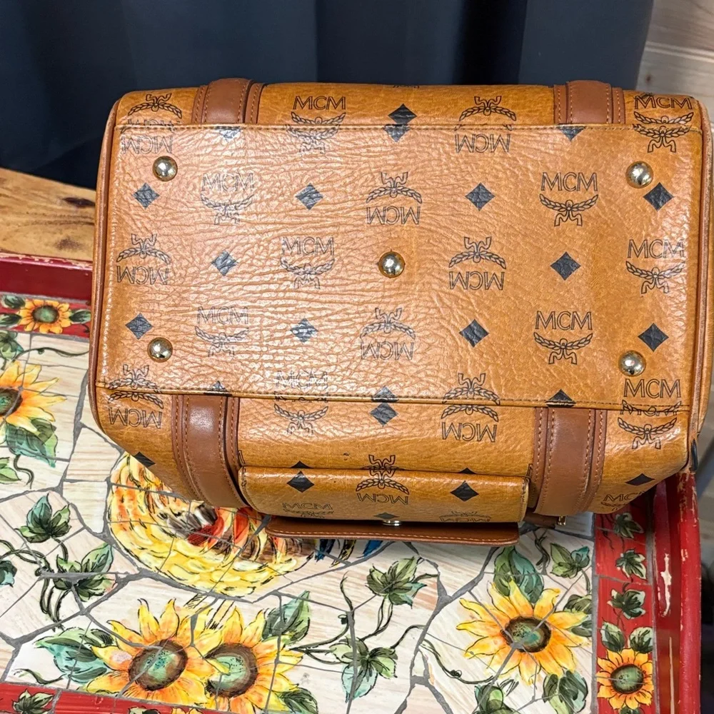 MCM Cognac Leather Satchel with Gold Accents - Picture 3 of 16